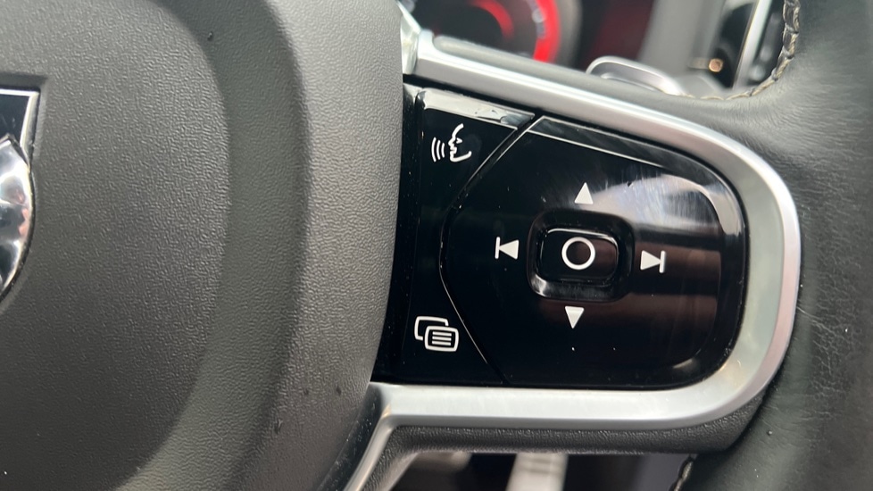 Used Volvo XC60 2019 for sale - 76872877: Photo 19