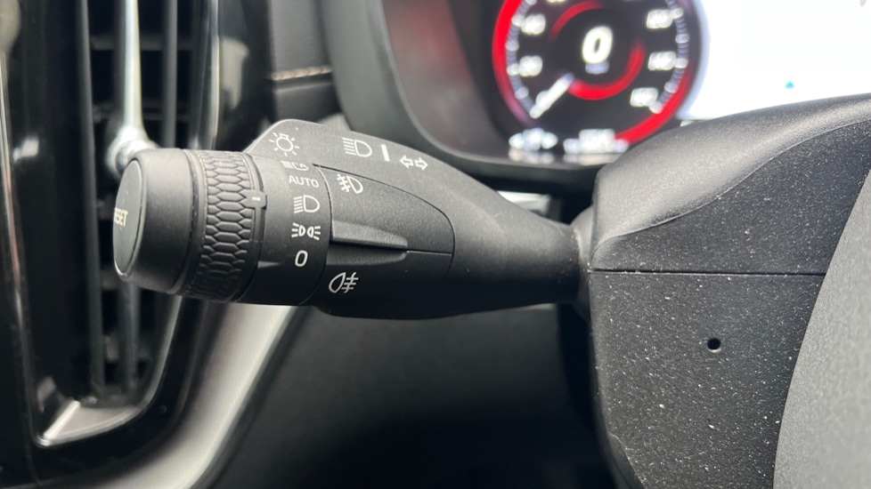 Used Volvo XC60 2019 for sale - 76872877: Photo 28