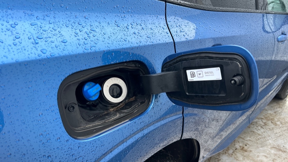 Used Volvo XC60 2019 for sale - 76872877: Photo 38