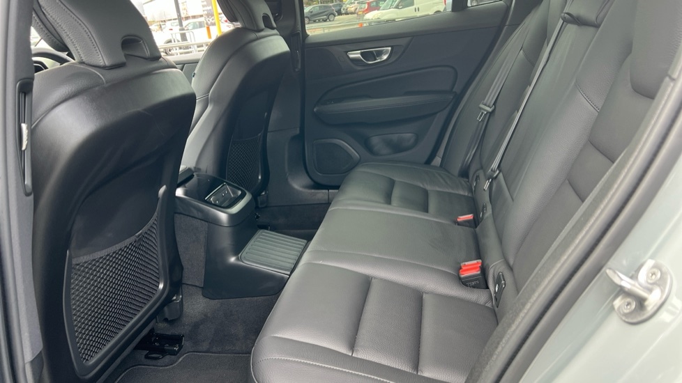Used Volvo V60 2025 for sale - 76868968: Photo 10