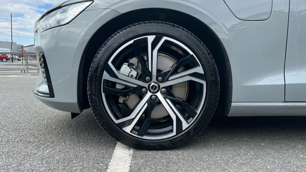 Used Volvo V60 2025 for sale - 76868968: Photo 25