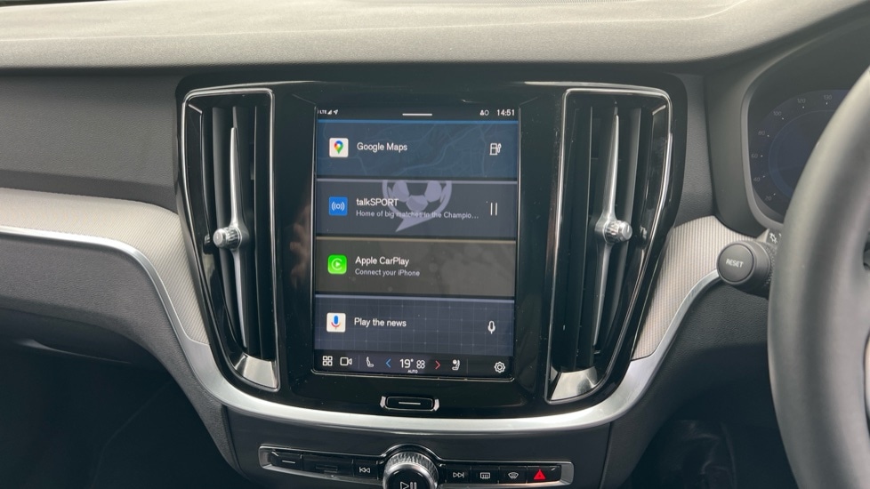 Used Volvo V60 2025 for sale - 76868968: Photo 34