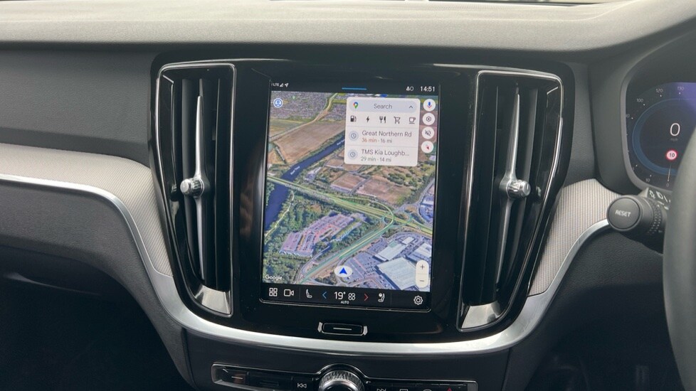 Used Volvo V60 2025 for sale - 76868968: Photo 36