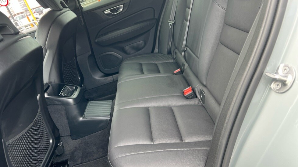 Used Volvo V60 2025 for sale - 76868968: Photo 38