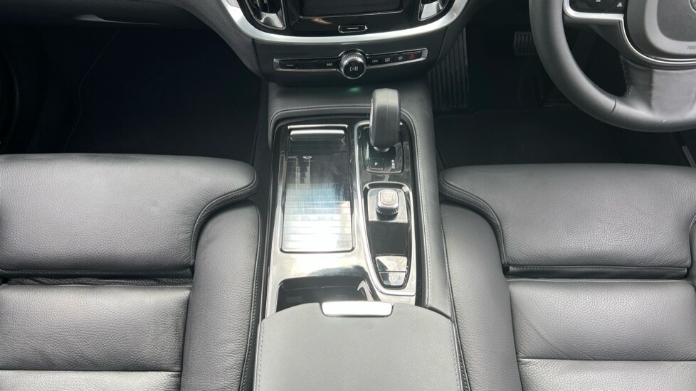 Used Volvo V60 2025 for sale - 76868968: Photo 50