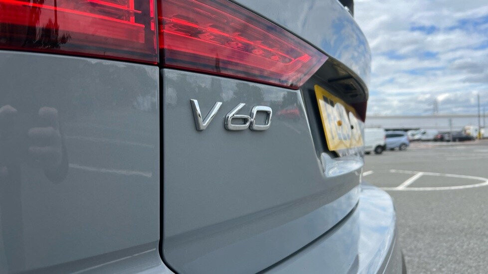 Used Volvo V60 2025 for sale - 76868968: Photo 59