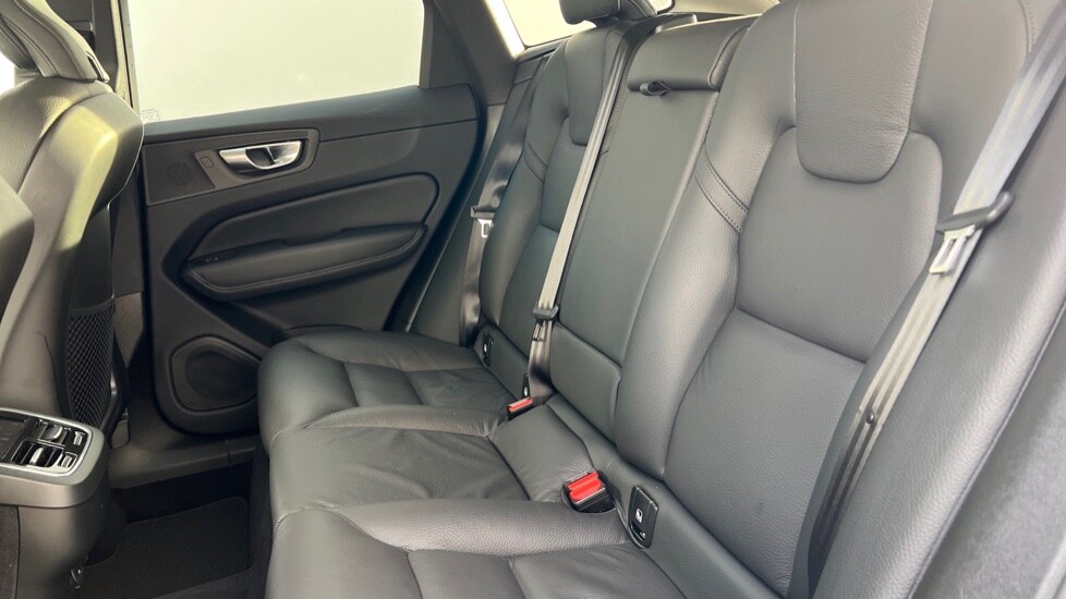 Used Volvo XC60 2025 for sale - 76999505: Photo 10