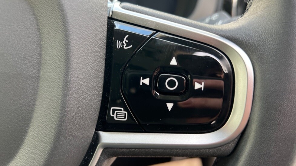 Used Volvo XC60 2025 for sale - 76999505: Photo 19