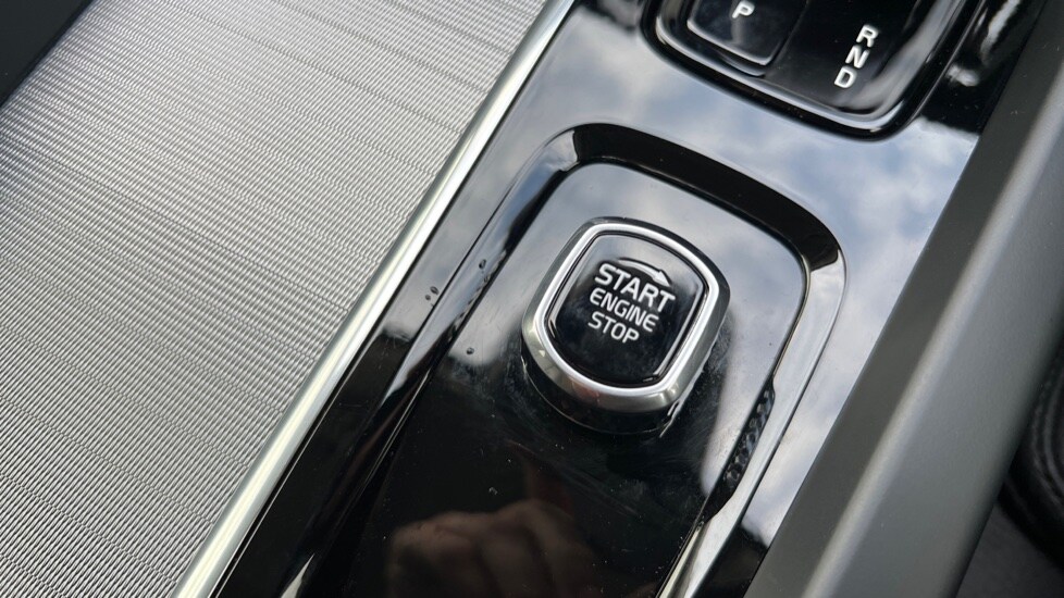 Used Volvo XC60 2025 for sale - 76999505: Photo 27