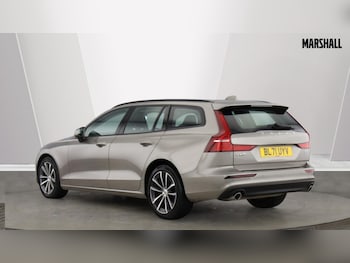 Used Volvo V60 2022 for sale - 76533912: Photo