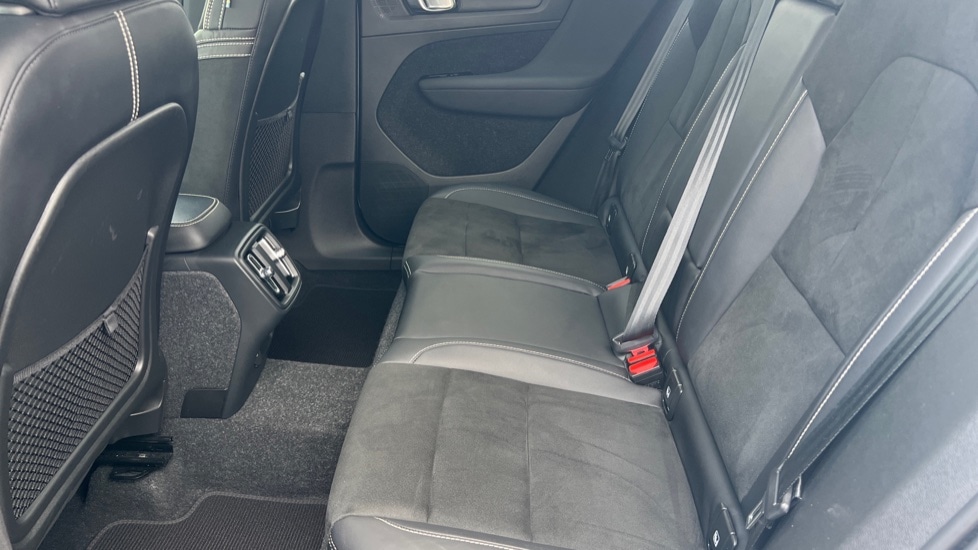 Used Volvo XC40 2021 for sale - 76338747: Photo 10