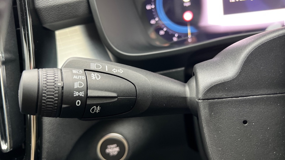 Used Volvo XC40 2024 for sale - 76870073: Photo 28