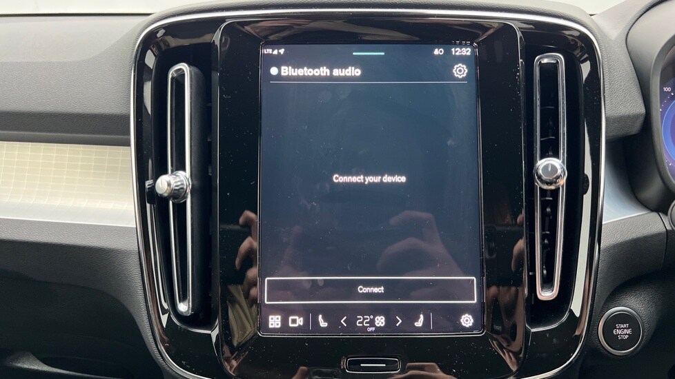 Used Volvo XC40 2024 for sale - 76870073: Photo 31