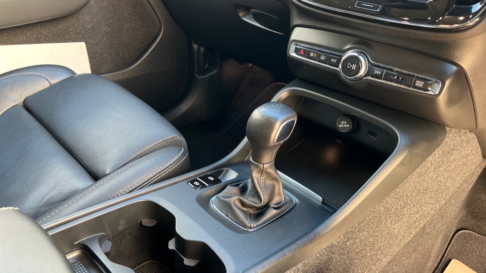 Used Volvo XC40 2021 for sale - 76872171: Photo 14