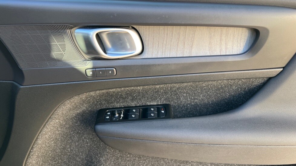 Used Volvo XC40 2021 for sale - 76872171: Photo 15