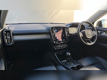 Used Volvo XC40 2021 for sale - 76872171: Photo