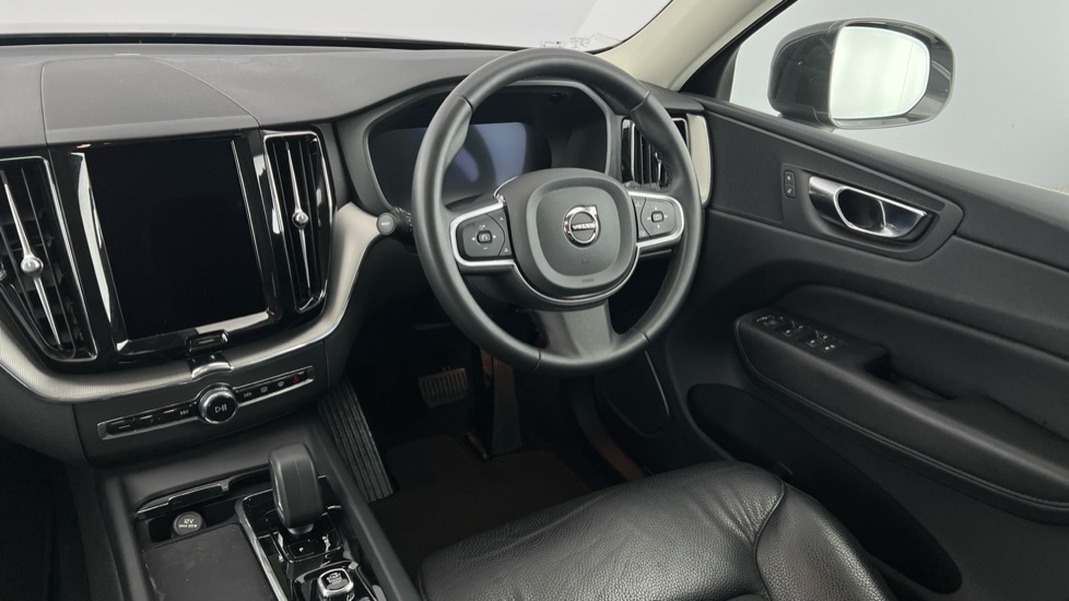 Used Volvo XC60 2022 for sale - 76533722: Photo 8