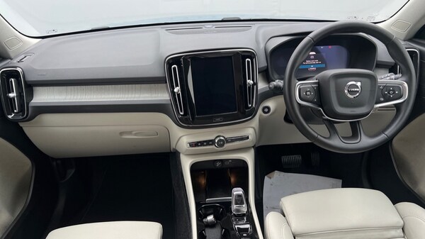 Used Volvo XC40 2024 for sale - 76297339: Photo 21