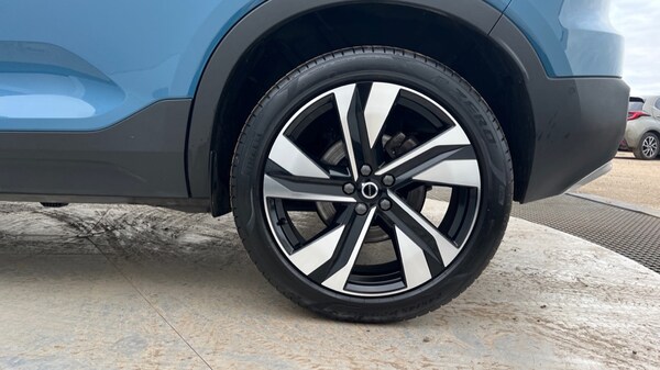 Used Volvo XC40 2024 for sale - 76297339: Photo 26