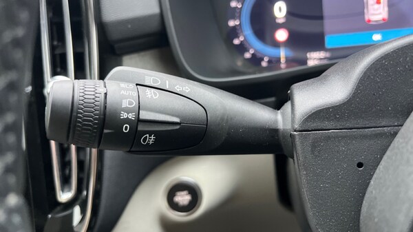 Used Volvo XC40 2024 for sale - 76297339: Photo 28