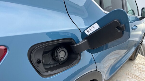 Used Volvo XC40 2024 for sale - 76297339: Photo 38