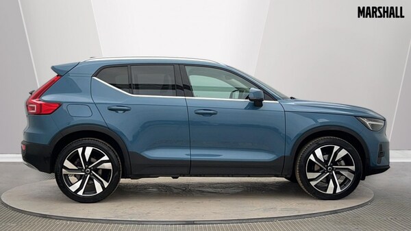Used Volvo XC40 2024 for sale - 76297339: Photo 3