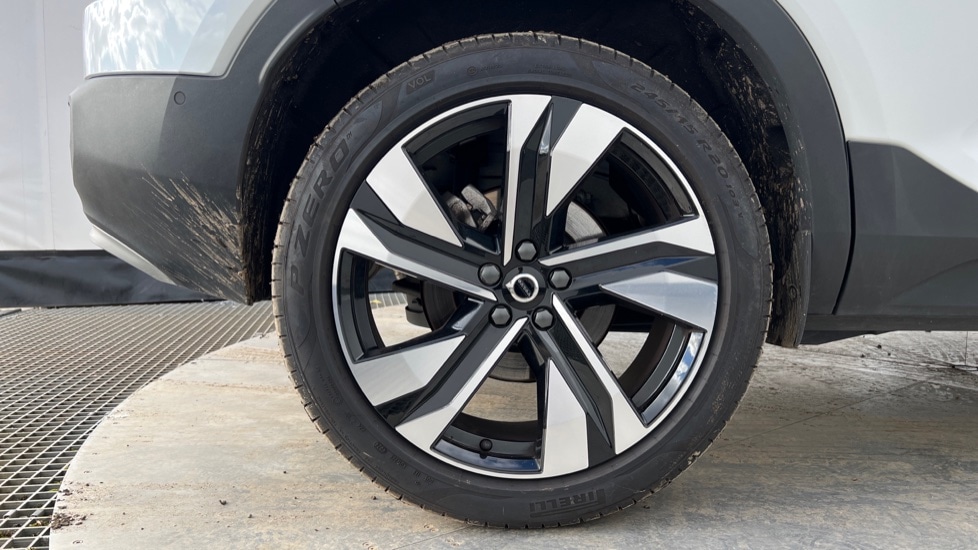 Used Volvo XC40 2025 for sale - 76361793: Photo 16