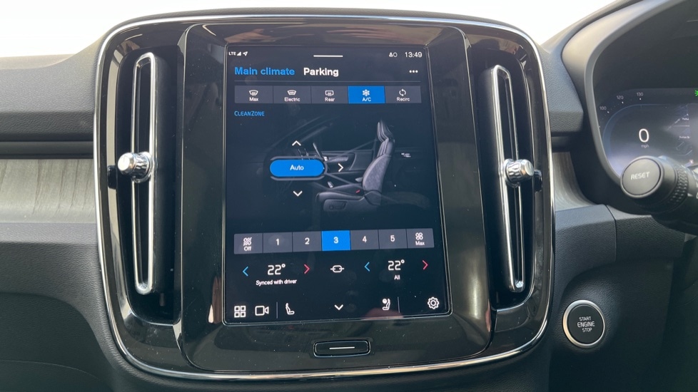 Used Volvo XC40 2025 for sale - 76361793: Photo 20