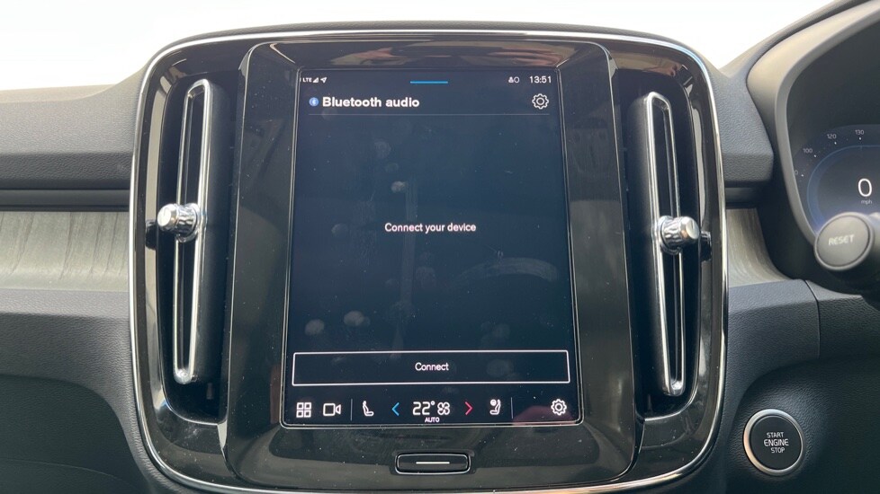 Used Volvo XC40 2025 for sale - 76361793: Photo 31