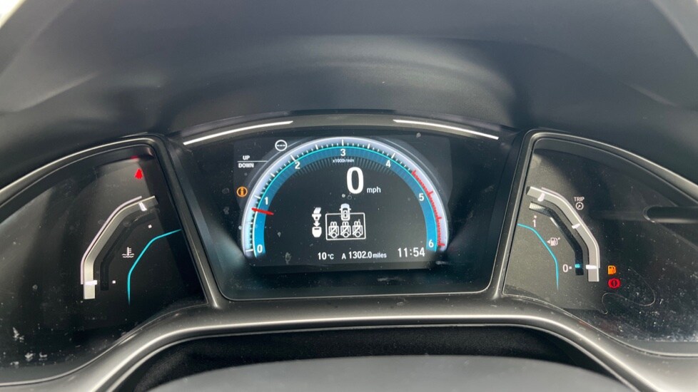 Used Honda Civic 2018 for sale - 76873632: Photo 13