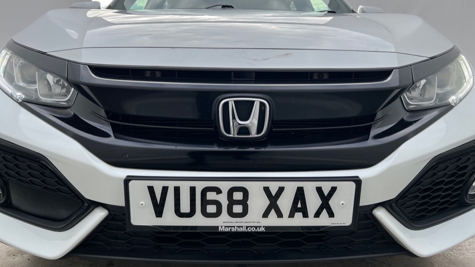 Used Honda Civic 2018 for sale - 76873632: Photo 39