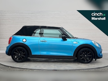 Used MINI Convertible 2017 for sale - 76420289: Photo