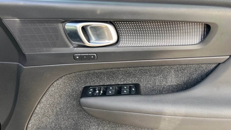 Used Volvo XC40 2022 for sale - 76567988: Photo 15