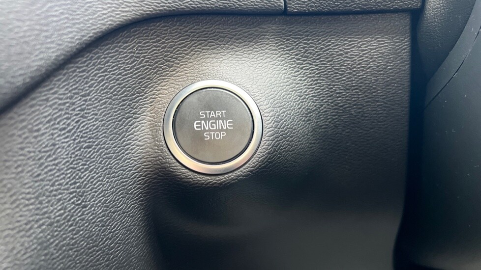 Used Volvo XC40 2022 for sale - 76567988: Photo 27