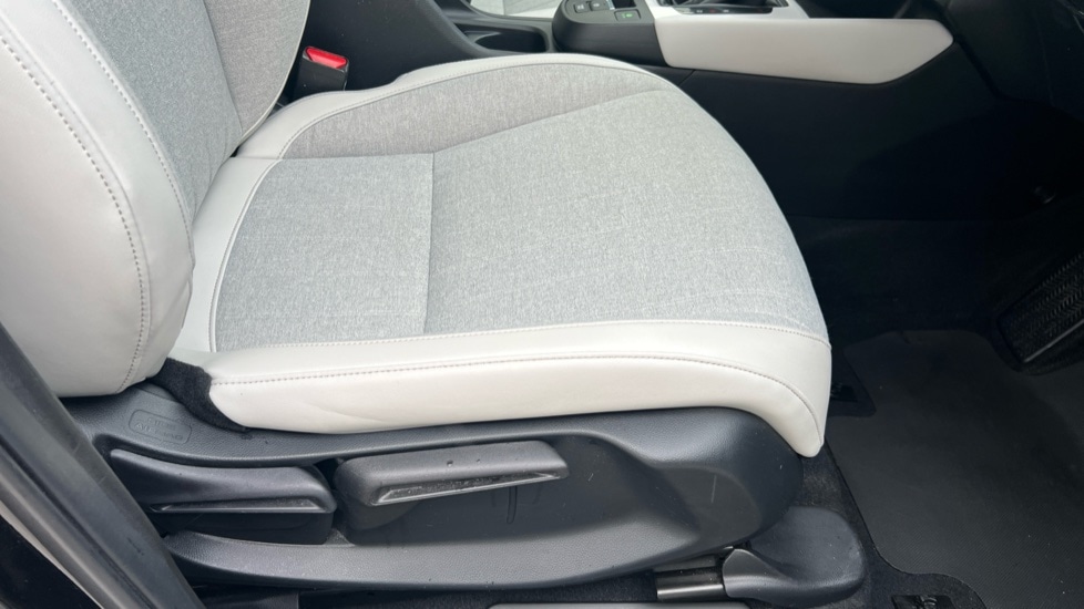 Used Honda Jazz 2022 for sale - 76870288: Photo 40