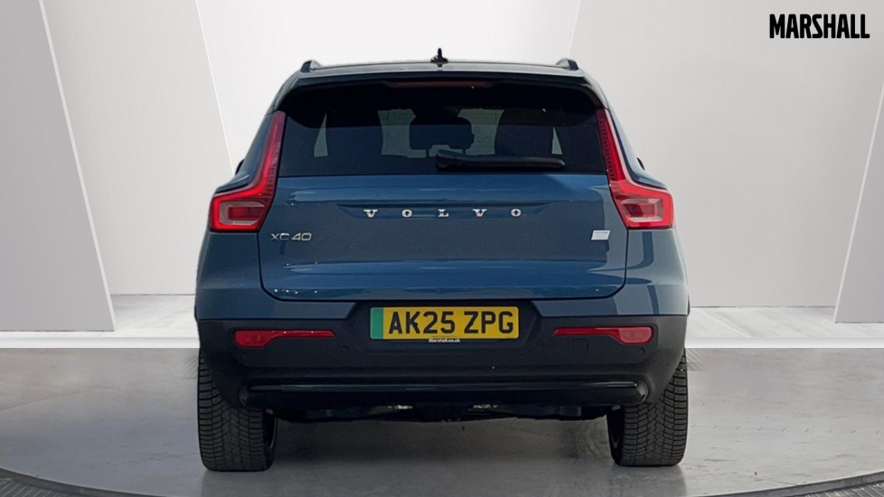 Used Volvo XC40 2025 for sale - 76869451: Photo 13