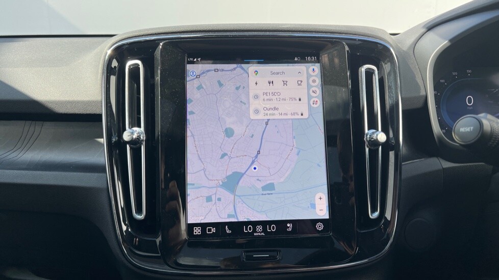 Used Volvo XC40 2025 for sale - 76869451: Photo 32