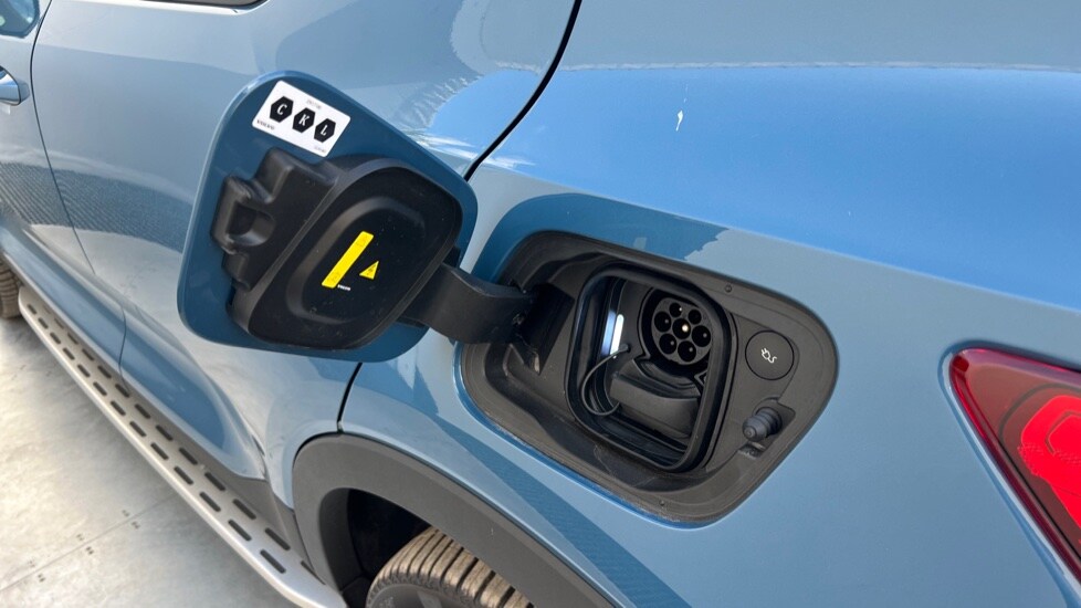 Used Volvo XC40 2025 for sale - 76869451: Photo 37