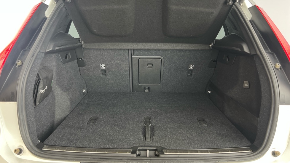 Used Volvo XC40 2020 for sale - 76540156: Photo 5