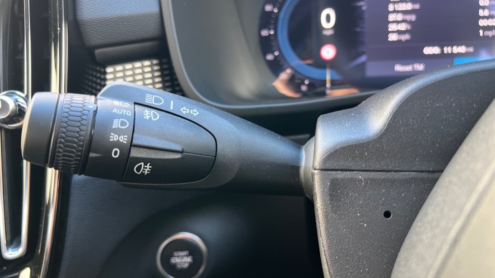 Used Volvo XC40 2025 for sale - 76872726: Photo 29