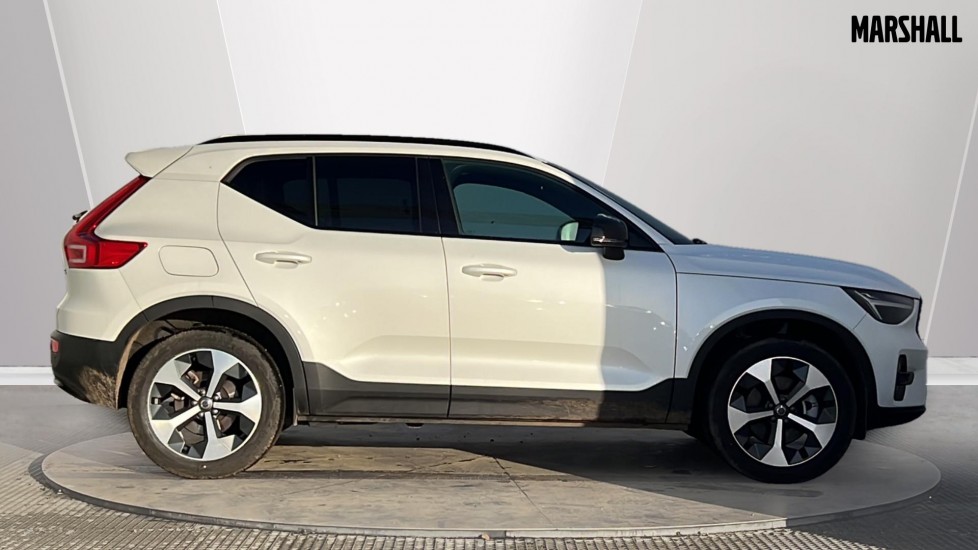 Used Volvo XC40 2025 for sale - 76872726: Photo 3