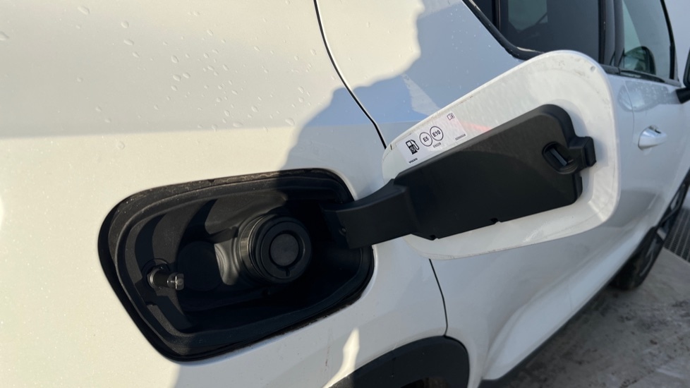 Used Volvo XC40 2025 for sale - 76872726: Photo 38