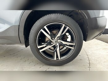 Used Volvo XC40 2021 for sale - 76533896: Photo