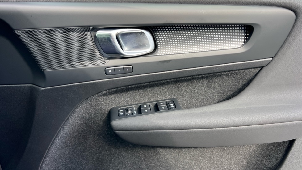 Used Volvo XC40 2024 for sale - 76459058: Photo 15