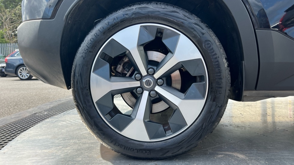 Used Volvo XC40 2024 for sale - 76459058: Photo 24