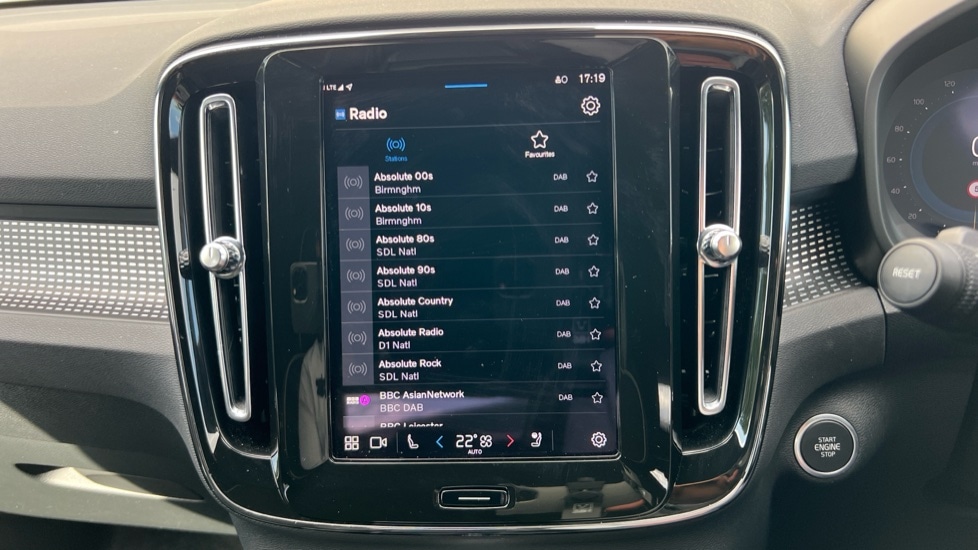 Used Volvo XC40 2024 for sale - 76459058: Photo 35