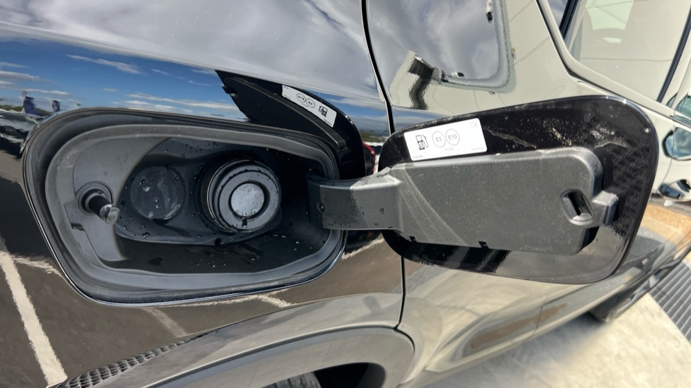 Used Volvo XC40 2024 for sale - 76459058: Photo 41