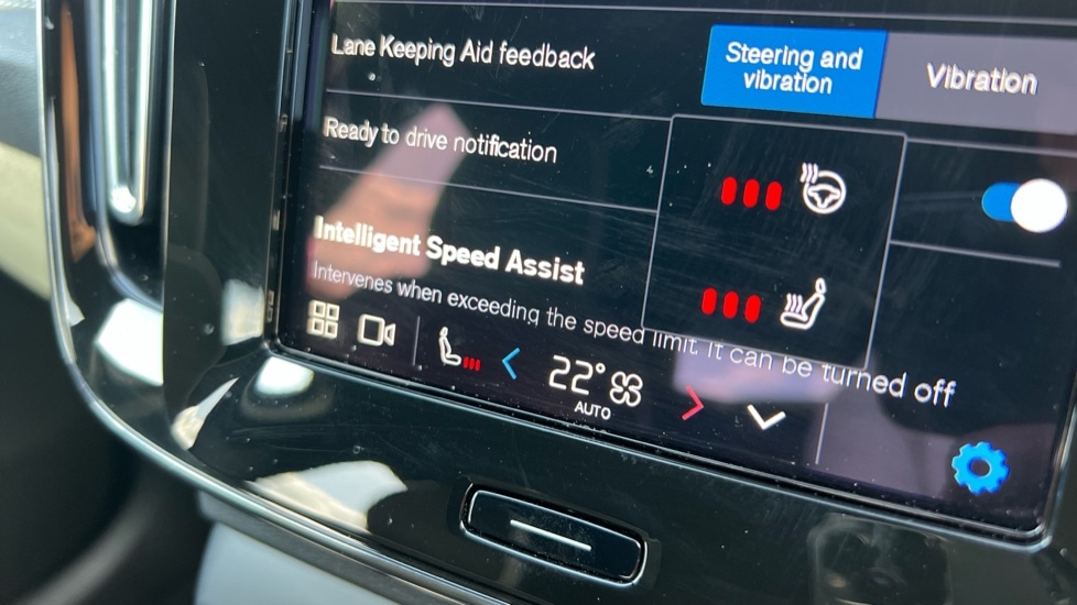 Used Volvo XC40 2024 for sale - 76459058: Photo 48