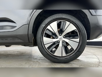 Used Volvo XC40 2021 for sale - 76400610: Photo