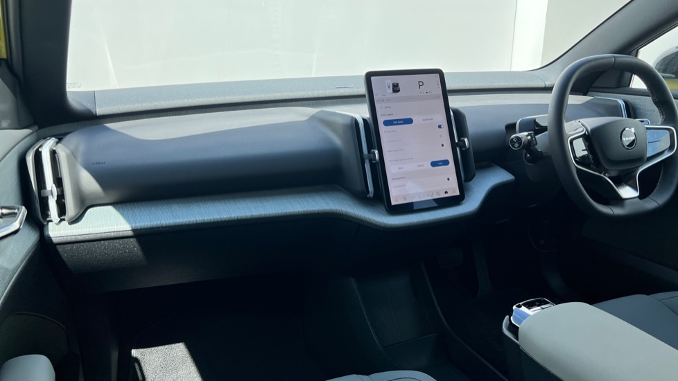 Used Volvo EX30 2025 for sale - 76868278: Photo 4